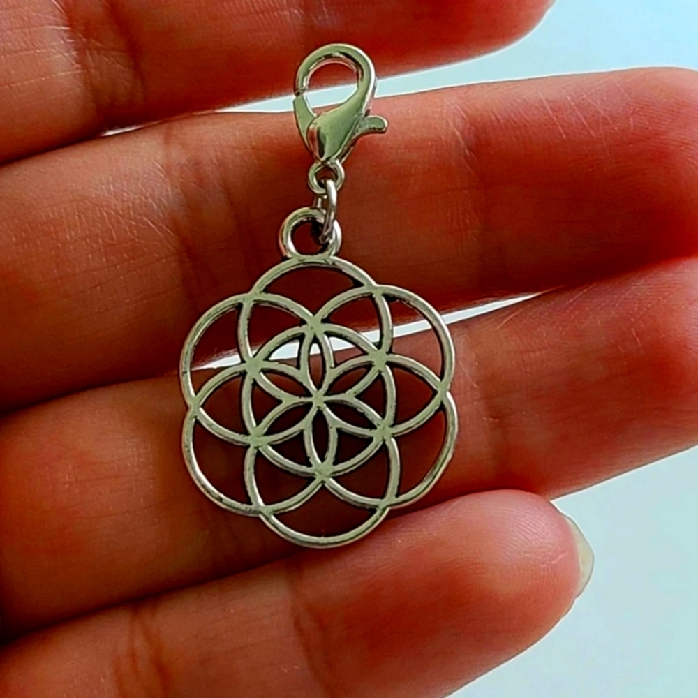 SEED OF LIFE CELTIC GEOMETRIC PLANNER CHARM CLIPON